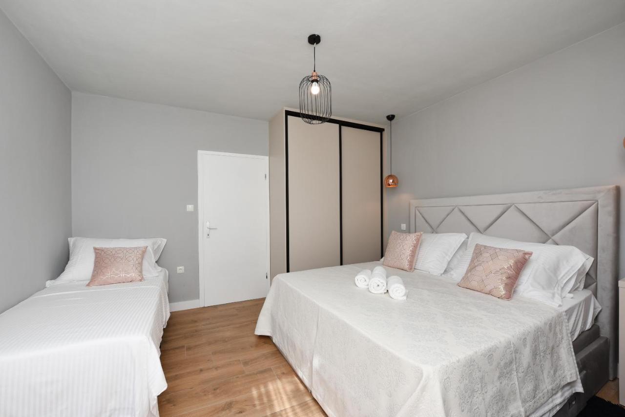 Malako Family Apartments Seline Buitenkant foto